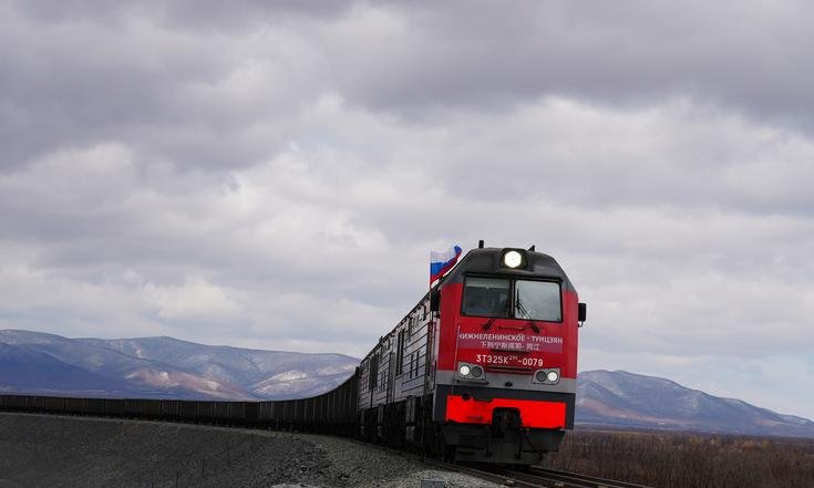 Завершено строительство первого трансграничного железнодорожного моста Россия – Китай