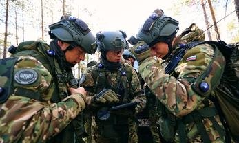 415 воспитанников Центра «ВОИН» получили ступени отличия «Курсант-боец» и «Курсант-гвардеец»